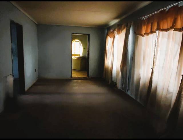 3 BEDROOM HOUSE FOR SALE IN SESHEGO C